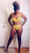 Load image into Gallery viewer, Nylas Mustard 2 Piece Set
